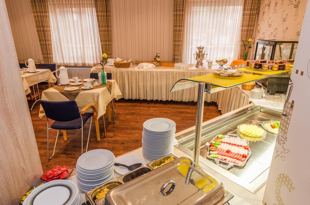 Hotel Alte Post Lehrte Εξωτερικό φωτογραφία